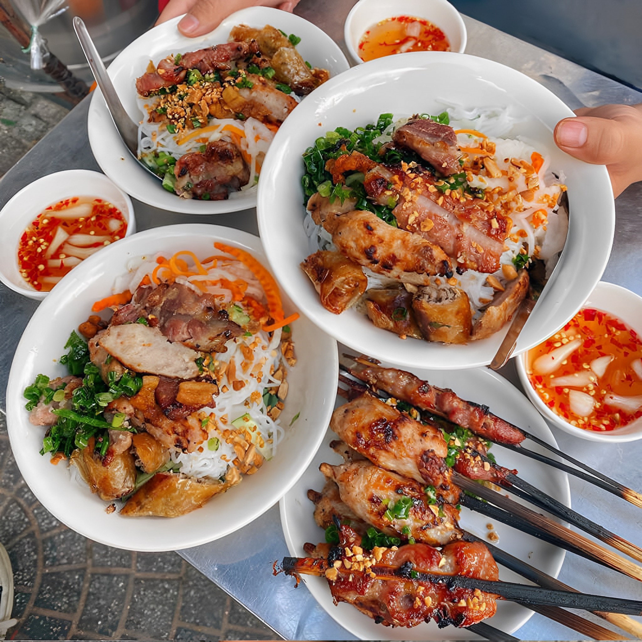 Quán Ty - Bún Thịt Nướng & Bún Mắm - Núi Thành