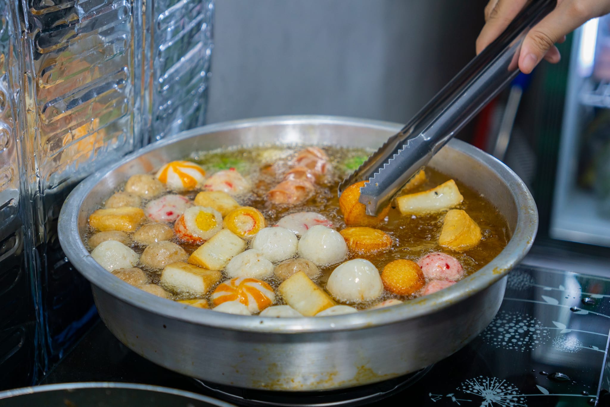 Ăn Vặt Cô Liên - Cá Viên Chiên - Hải Phòng