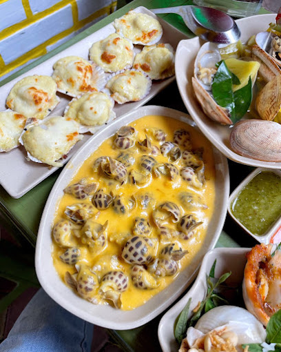 Ốc Nướng Tiểu Khu - Trần Tử Bình