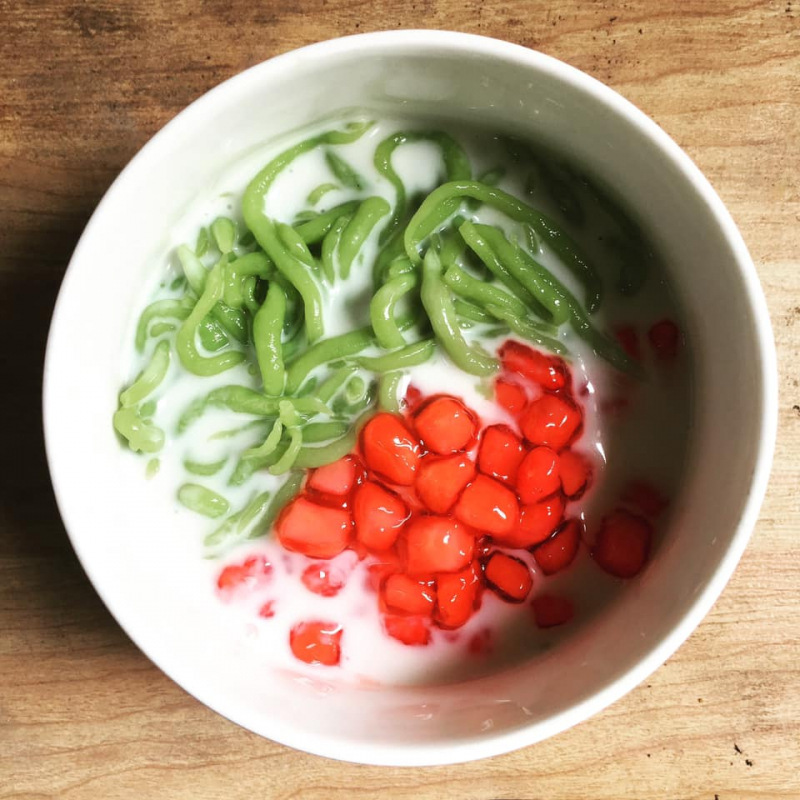 Chè Hà Trâm - Xóm Chiếu