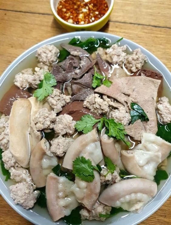 Lòng Quê - Cháo Lòng & Bún Lòng - Nguyễn Công Hoan