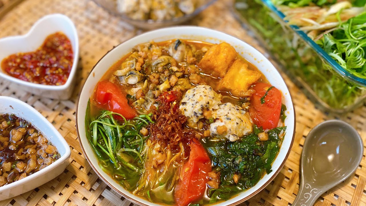 Ngõ Quán - Bún & Cơm Văn Phòng - Nguyễn Xiển