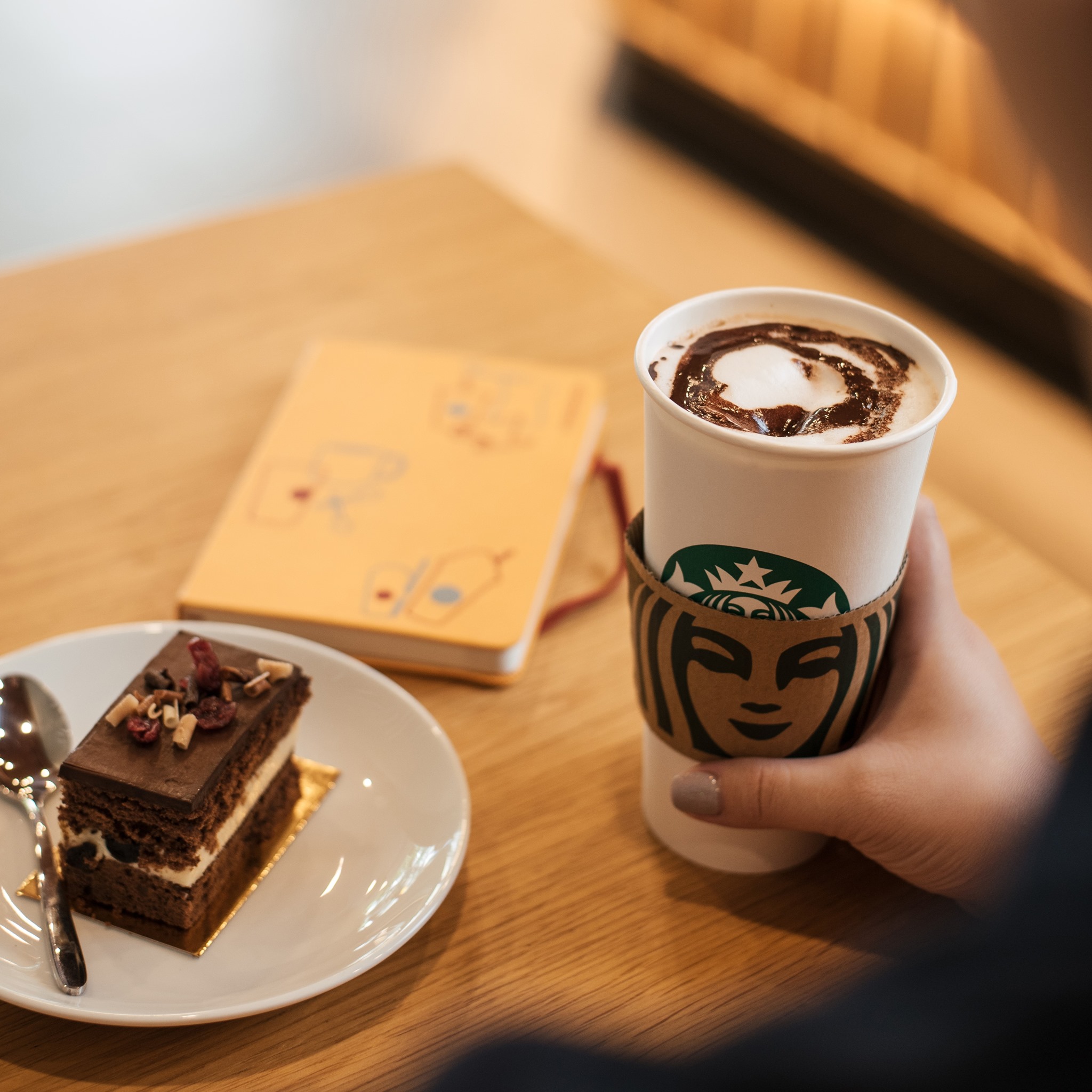 Starbucks - Emart