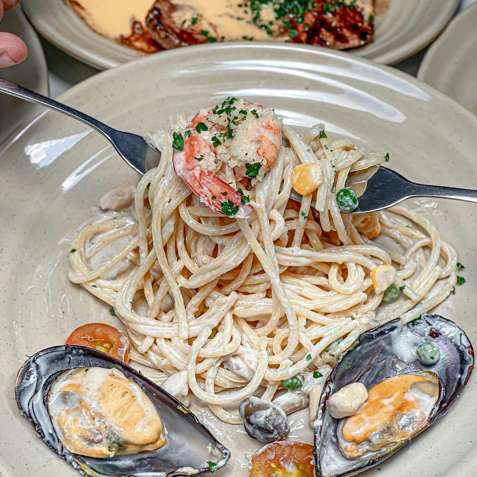 Cheese Pasta - Cao Thắng