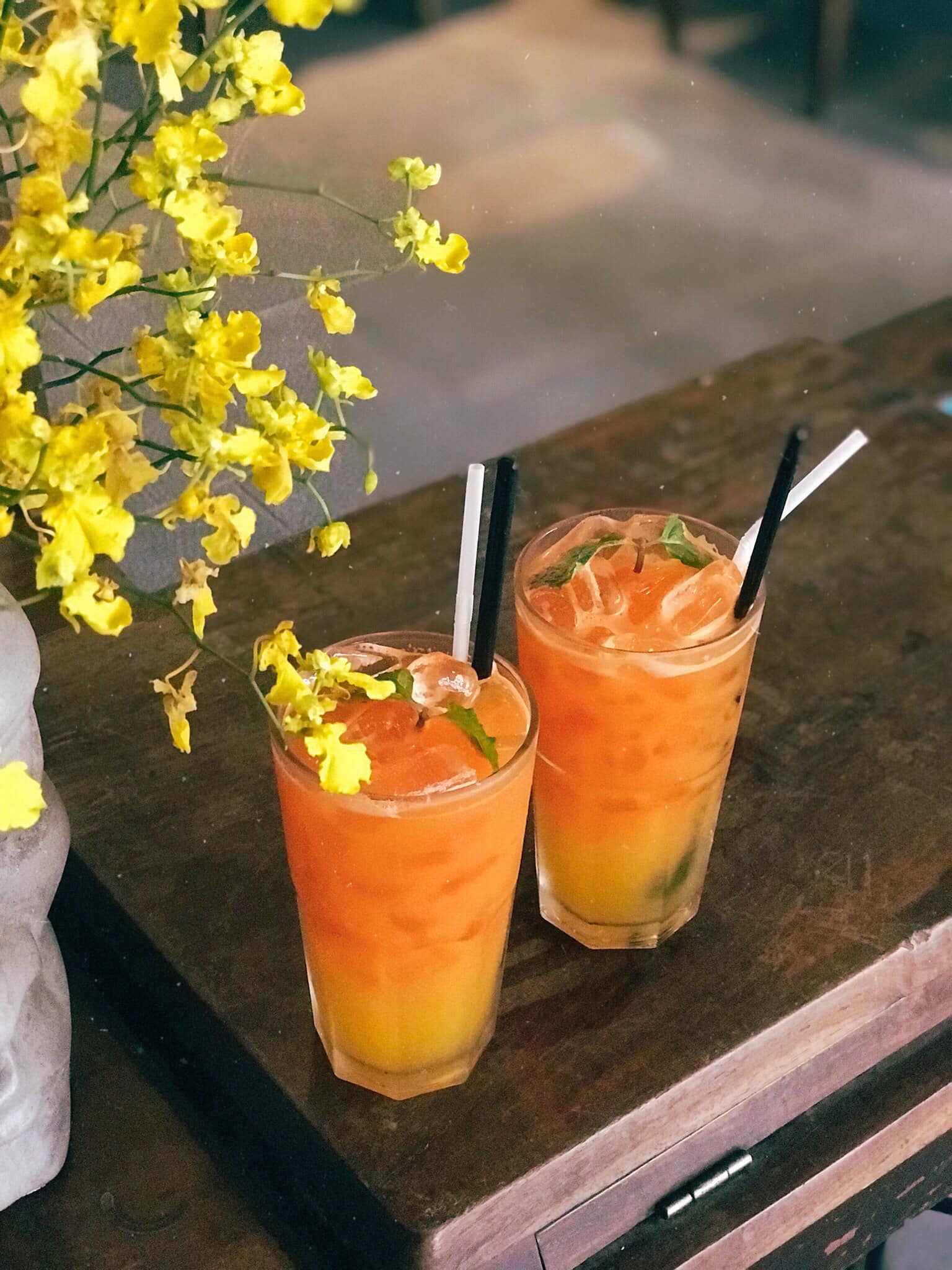 Tiệm Nhà Mình - Phan Bá Phiến