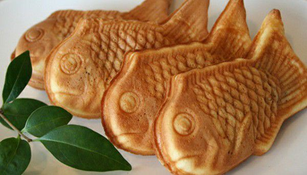 Bánh Cá Bà Ngoại - Châu Thị Vĩnh Tế