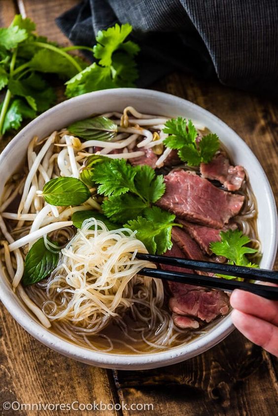 Bún Thái Và Bún Mắm Dung - Ngô Tất Tố