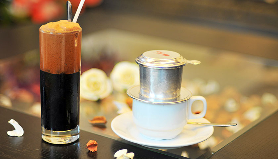 OME Coffee - Phạm Hùng
