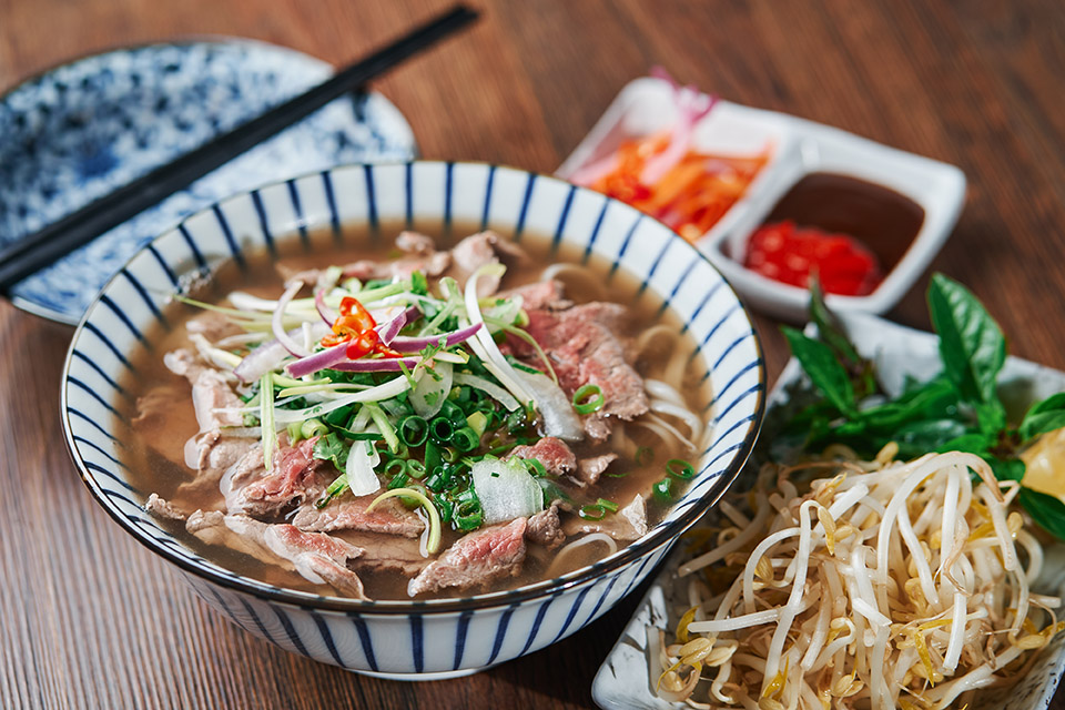 Phở Sang - Huỳnh Tấn Phát