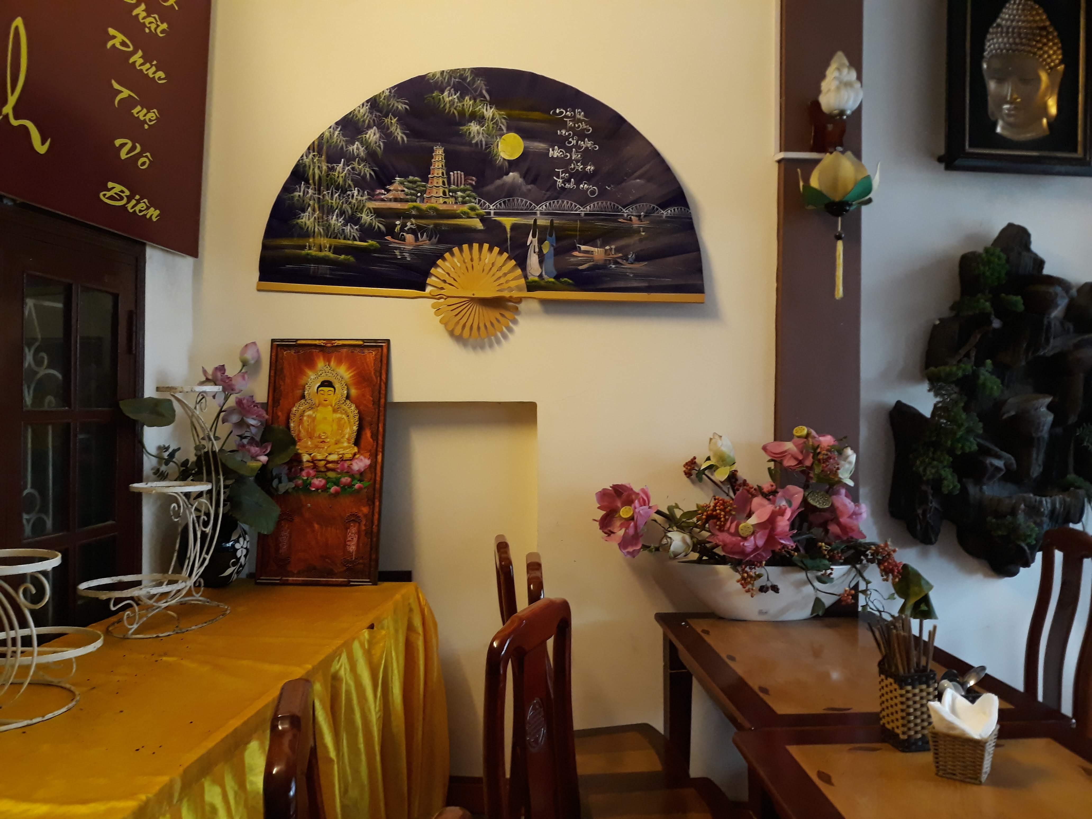 Tâm Thành - Nhà Hàng Chay - Đường Láng