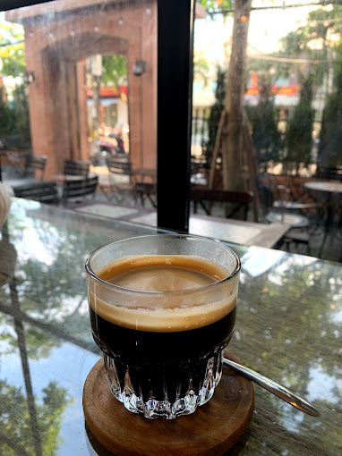 MeeT+ Coffee & Tea - Trần Quý Cáp