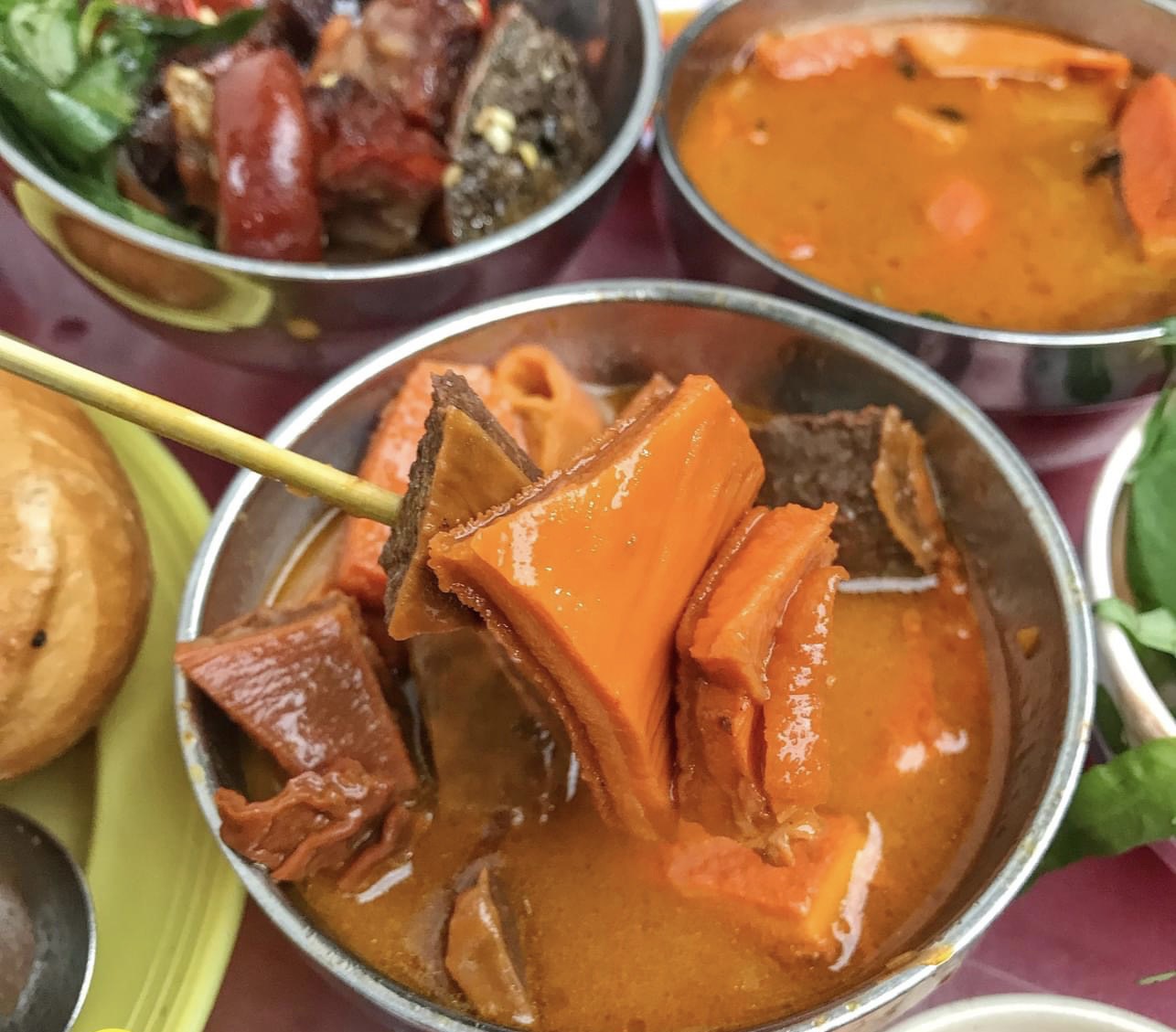 Phá Lấu Ụm Bòo - Thành Công