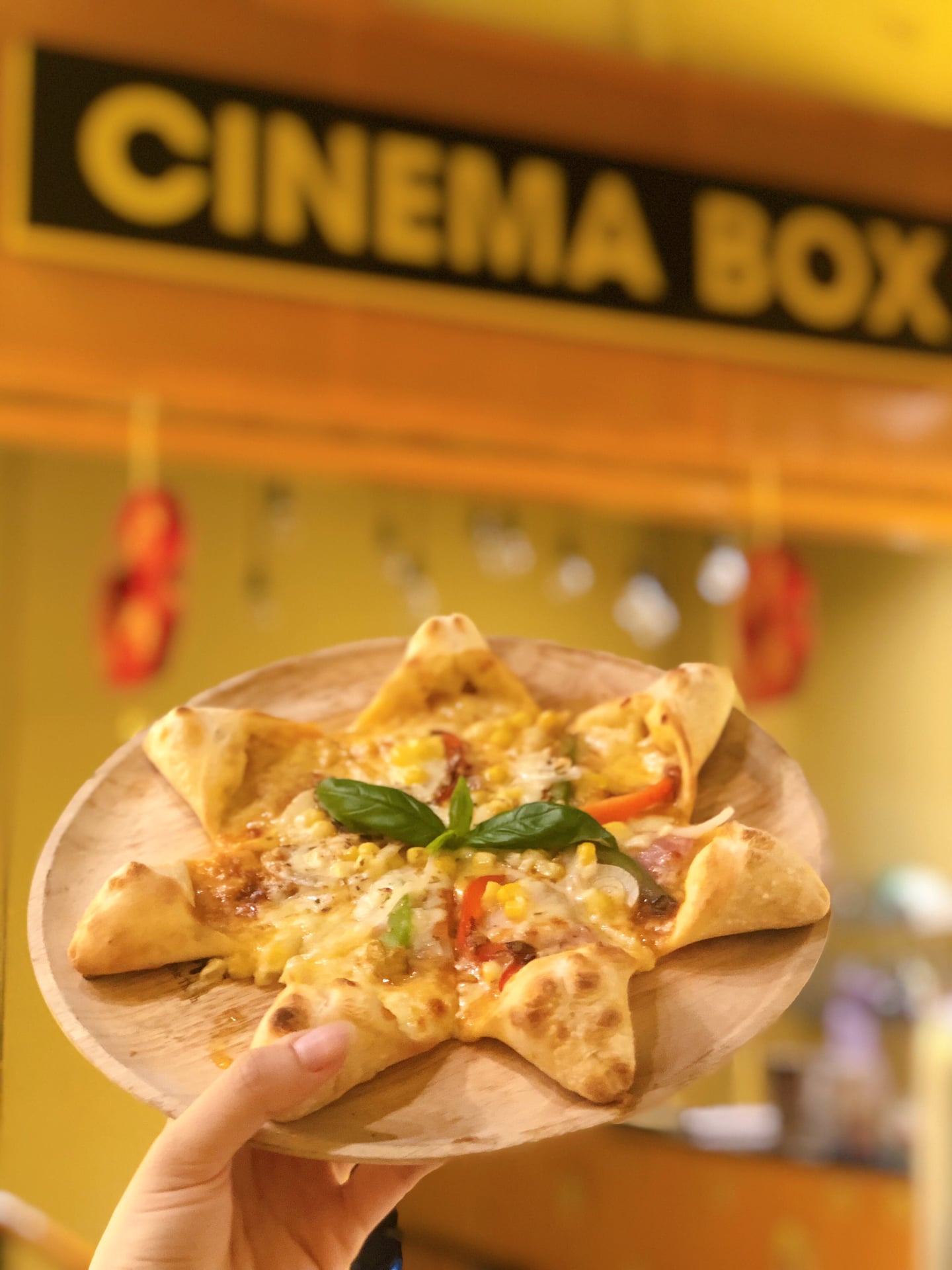 Zone7 - Pizza & Mini Cinema - Tố Hữu