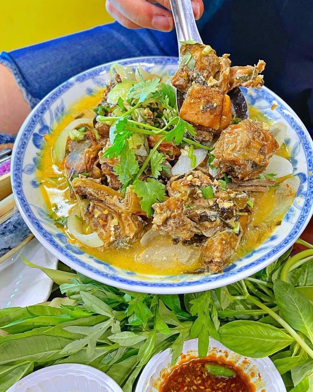 Hai Ròm - Thỏ Quay - 26 Vũ Tùng