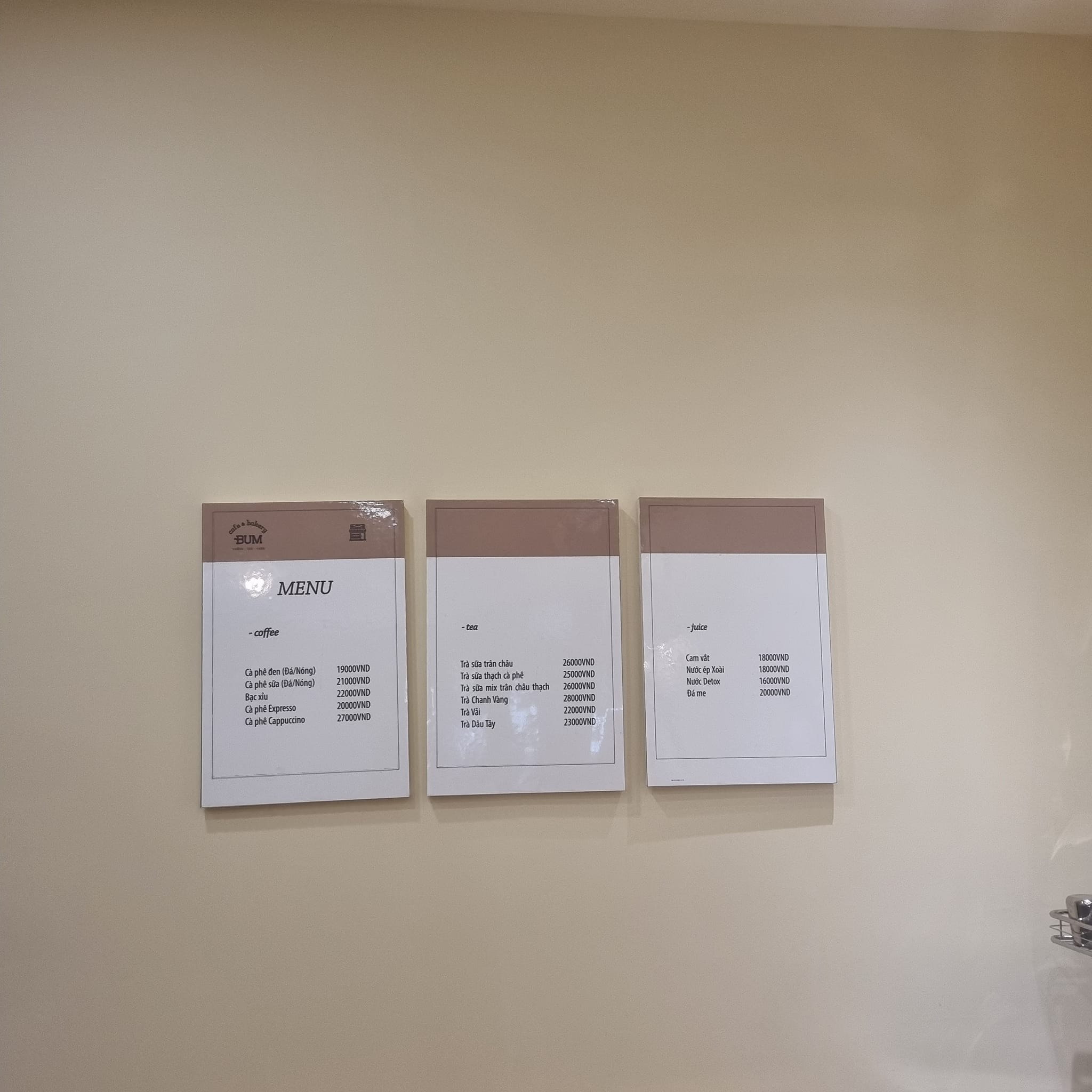 Bum Cafe & Bakery - Trần Thị Cờ