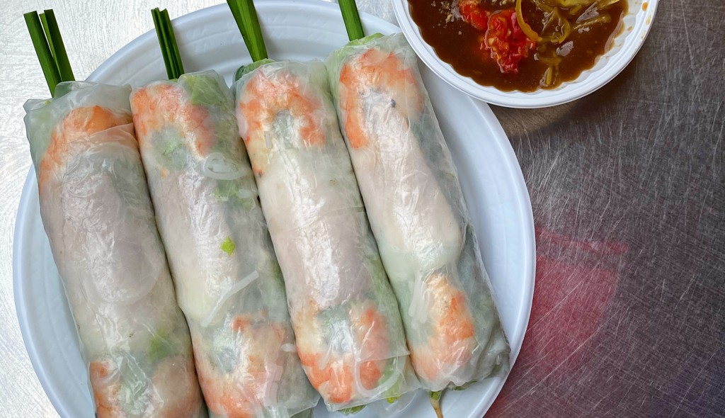 Gỏi Cuốn - Bò Bía - Bún Thịt Xào Phương Phương - Đường Số 8