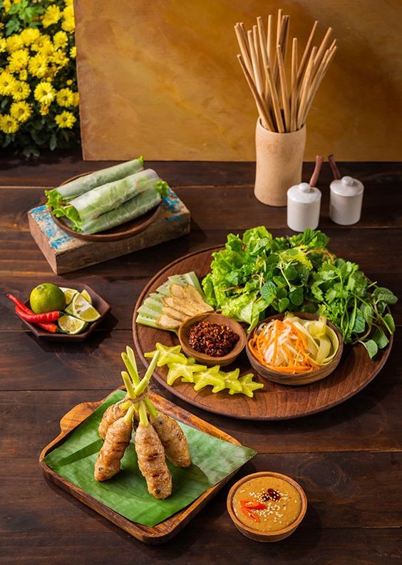 Hân Nguyên - Nem Nướng Nha Trang & Bánh Mì - Cầu Diễn