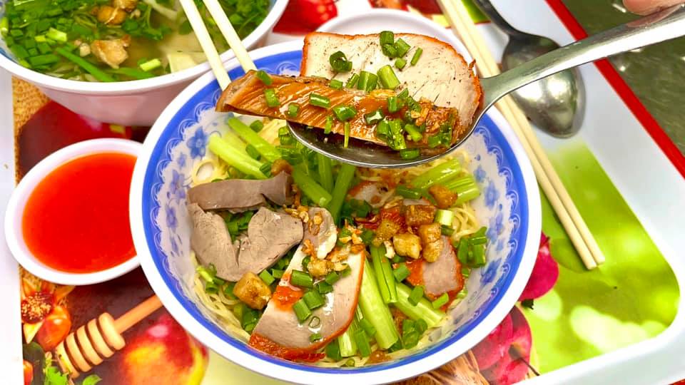 Lương Ký Mì Gia - Huỳnh Mẫn Đạt