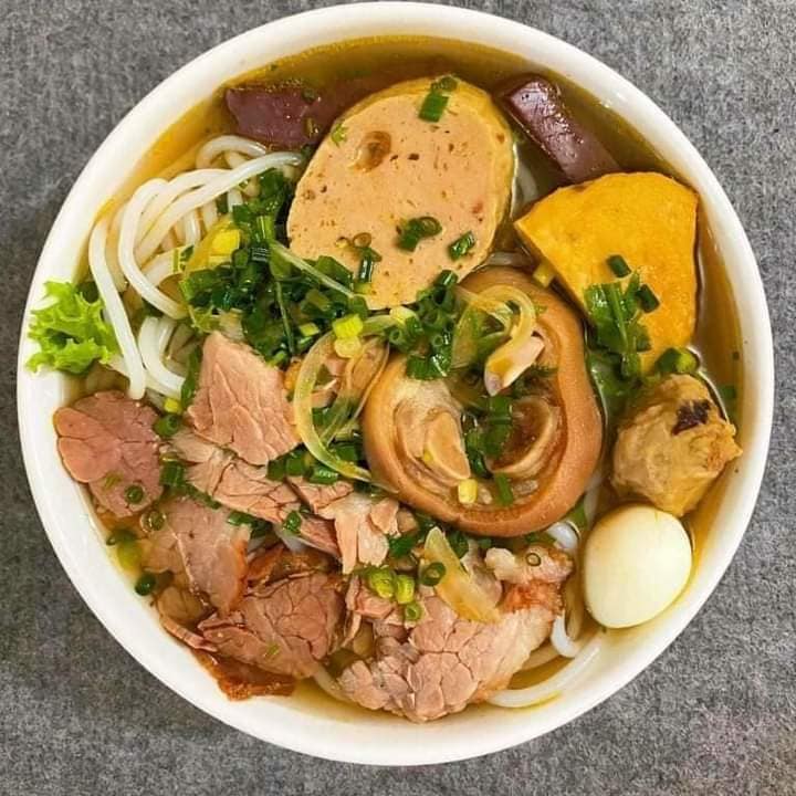 Phương Thảo - Bún Cá & Phở Gà Ta