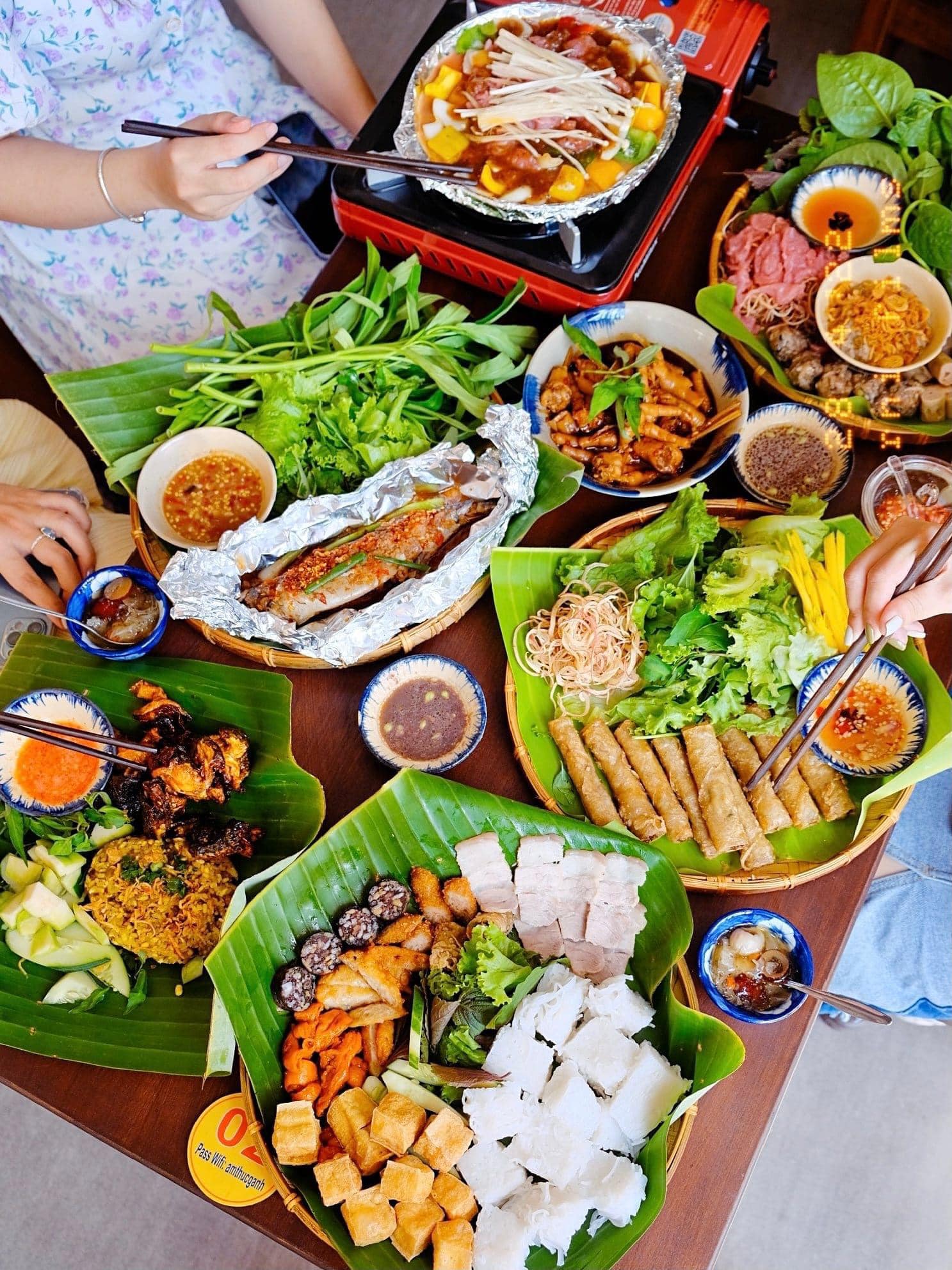 Ẩm Thực Gánh - Châu Thị Vĩnh Tế