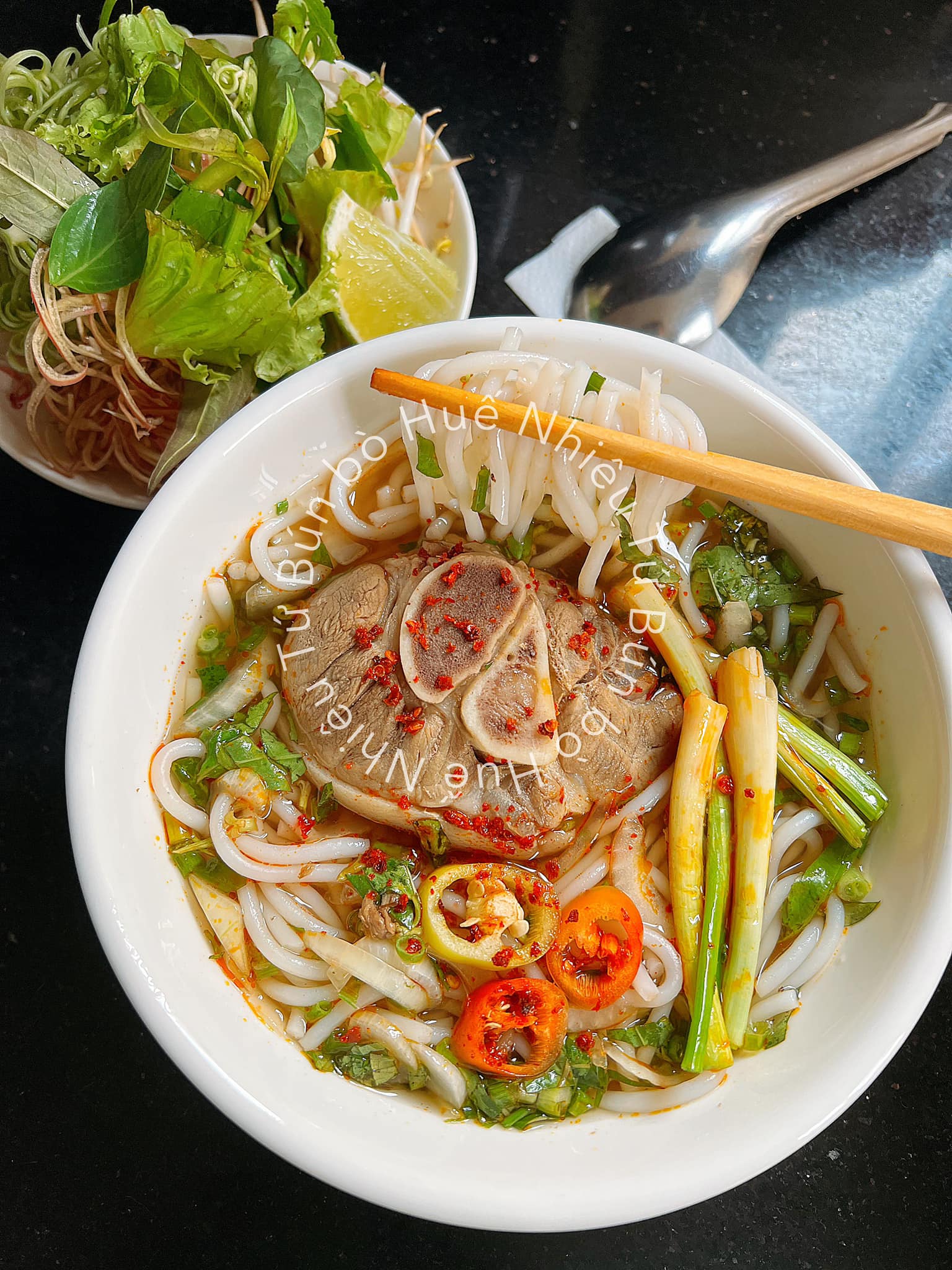 Bún Bò Huế Nhiêu Tứ - 25 Nhiêu Tứ