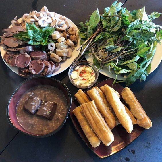 Cháo Lòng Bà Năm - Lâm Văn Bền