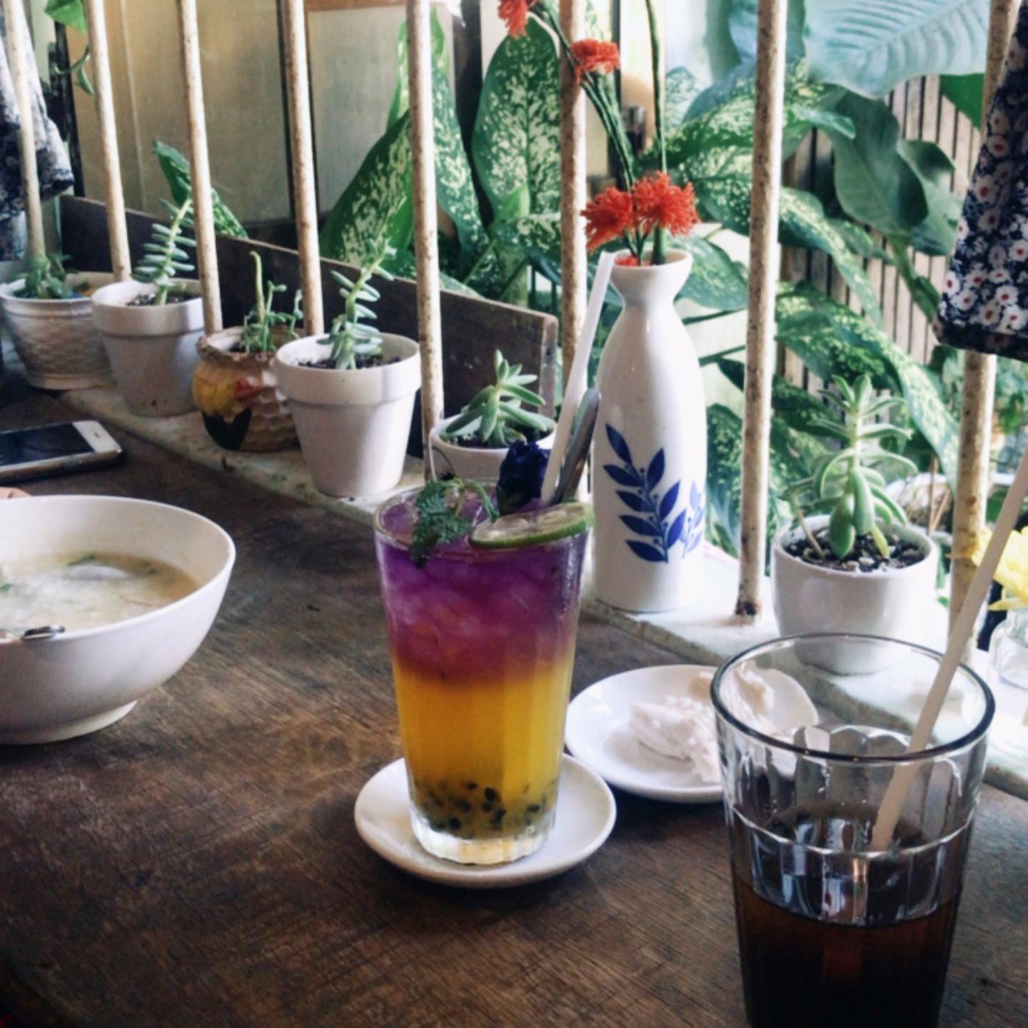 Tiệm Cafe Mộc - Phố Trạm