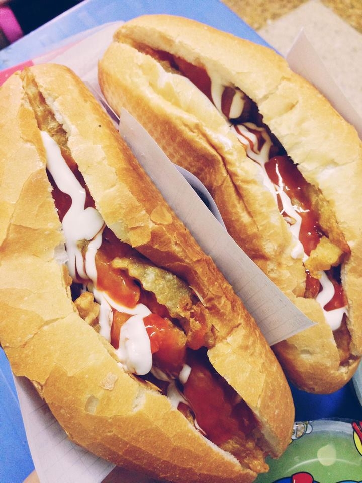 Bánh Mỳ Nem Khoai Đống Đa - Ngõ Cẩm Văn