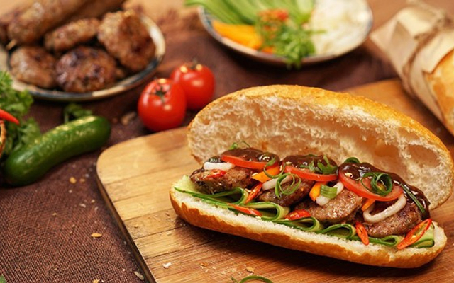 Hiền Bami - Bánh Mì Truyền Thống - Quán Thánh