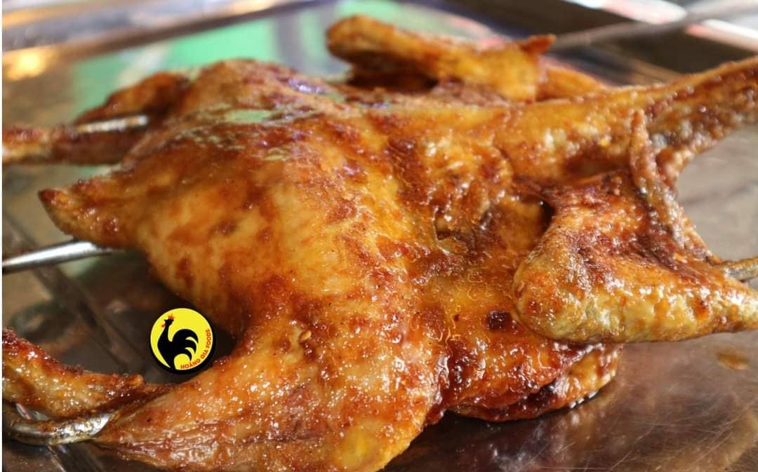 Gà Quay Bánh Bao Hoàng Gia - Lê Đức Thọ