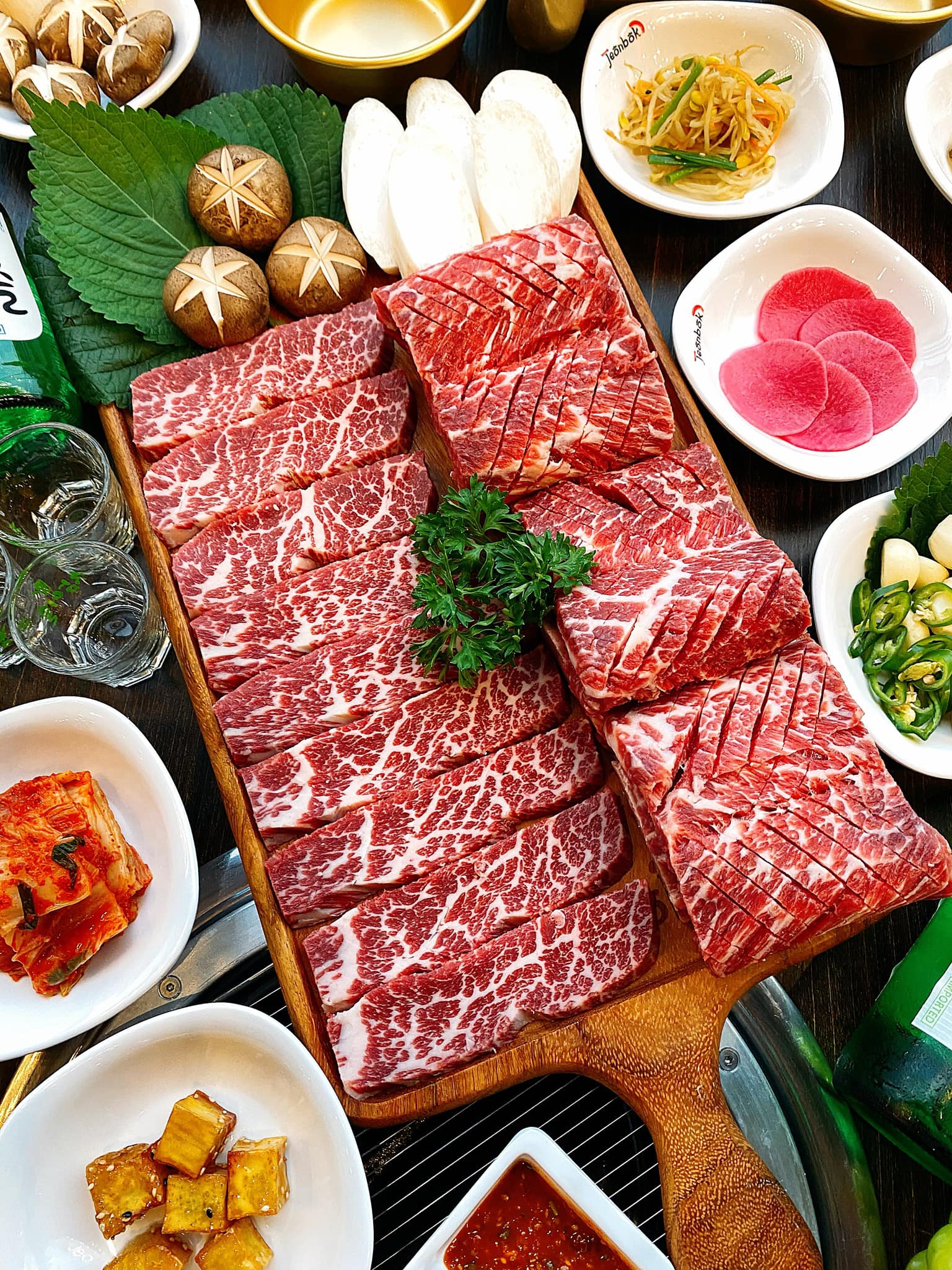 Pig Bear 's Kitchen - Huỳnh Khương An