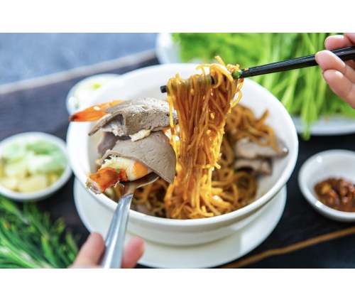 Hủ Tiếu Nam Vang Đệ Nhất - Cô Bắc