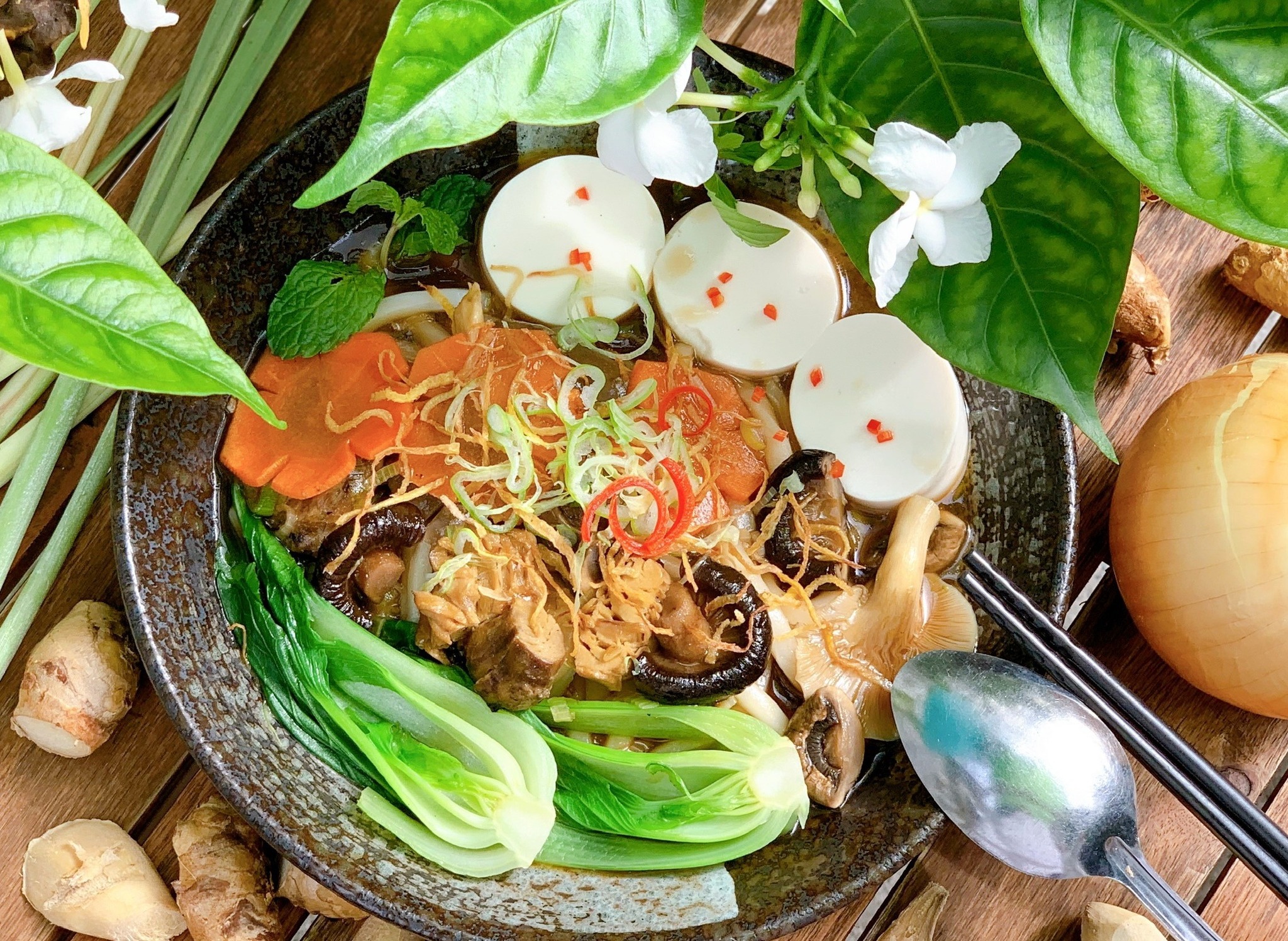 Phương Mai Chay Quán - Võ Thị Sáu