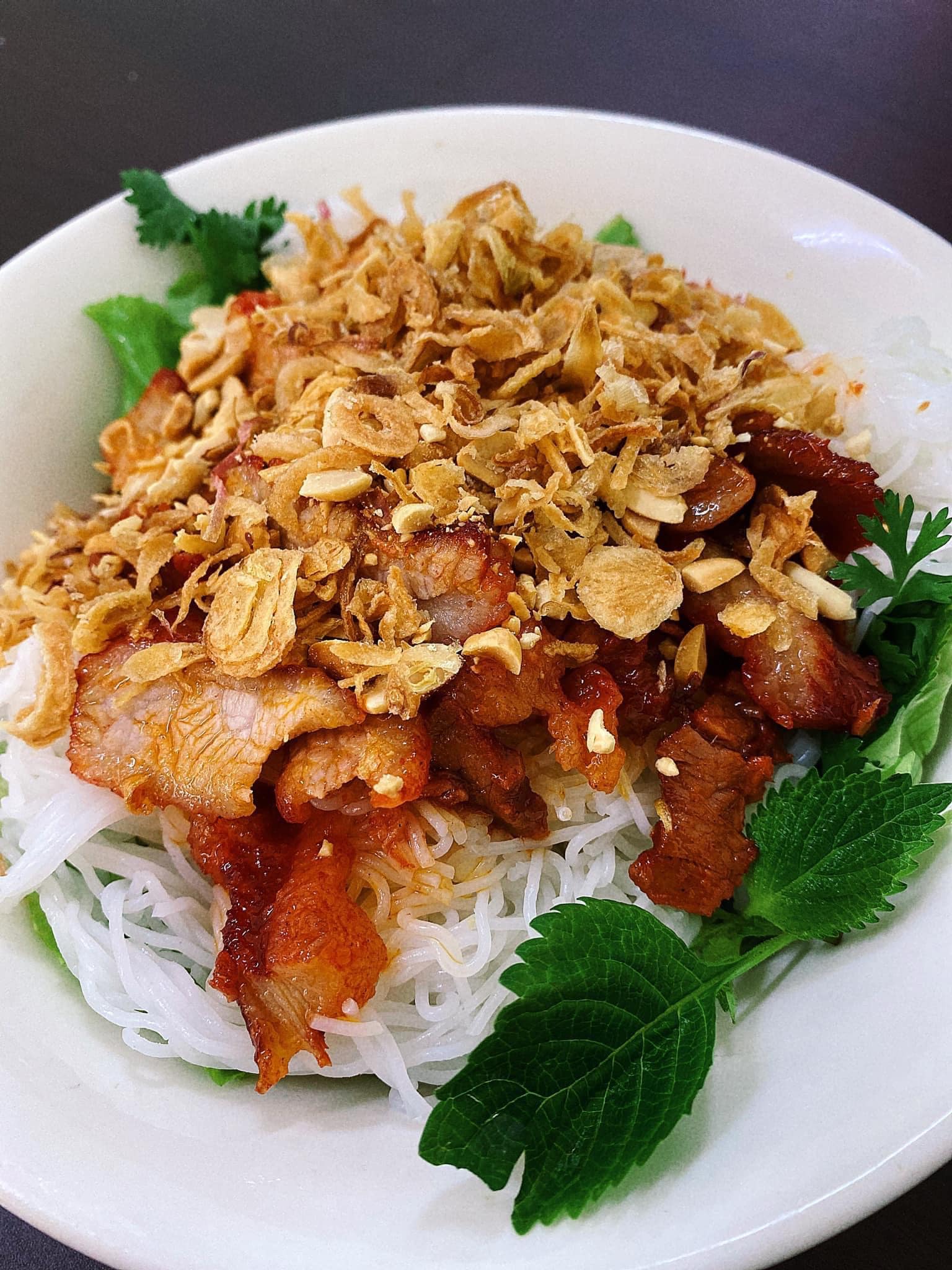 Xôi Chi Đoàn - Tô Hiệu