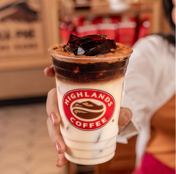 Highlands Coffee - 535 Trần Hưng Đạo ĐN