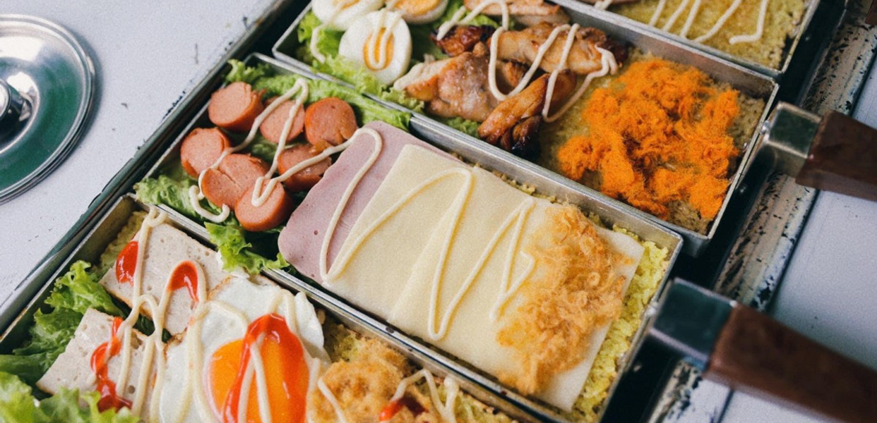 Cơm Cháy Kẹp HongKong Bunny - Tân Hoà Đông