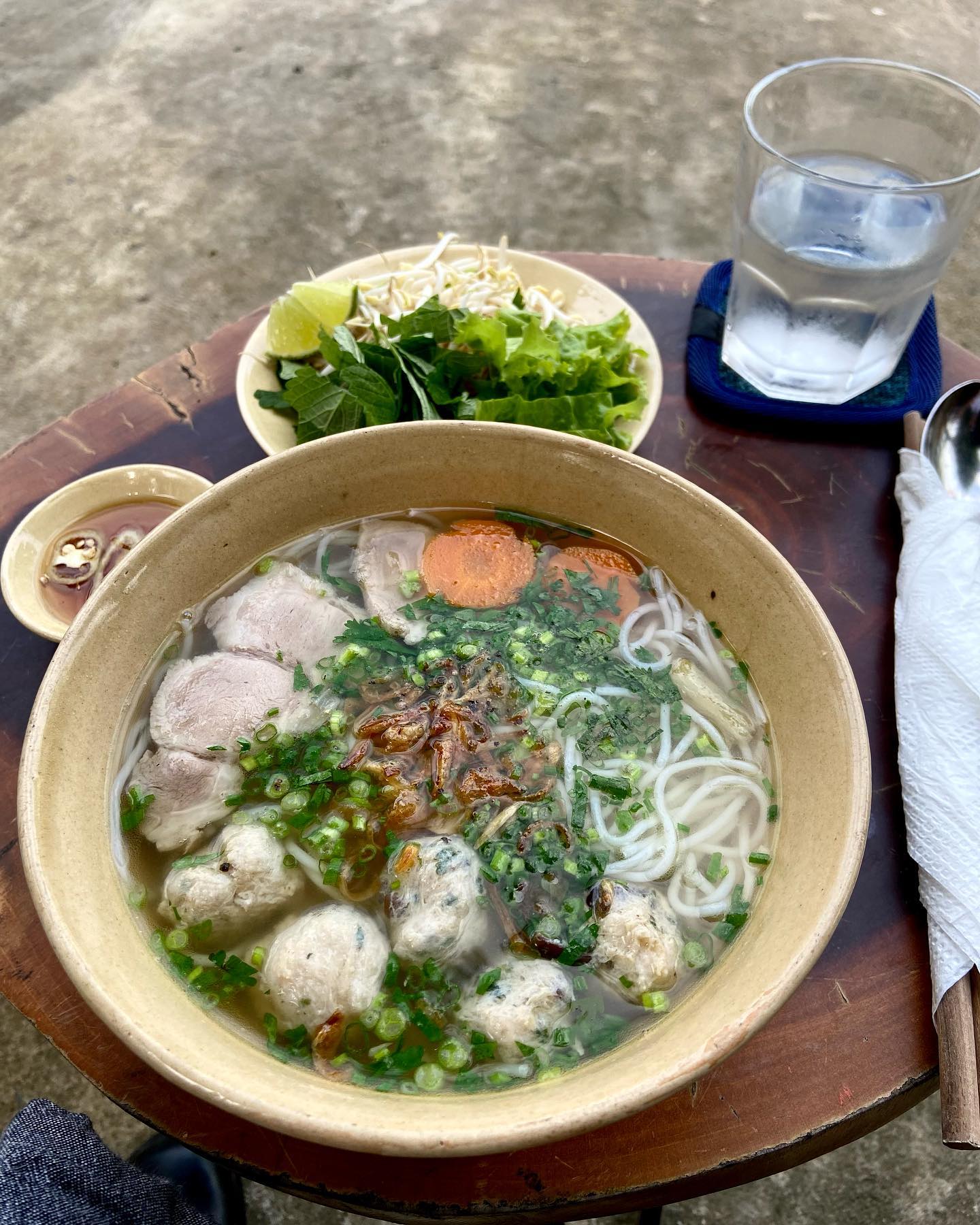 Nhà Ngói Café - Trần Lựu