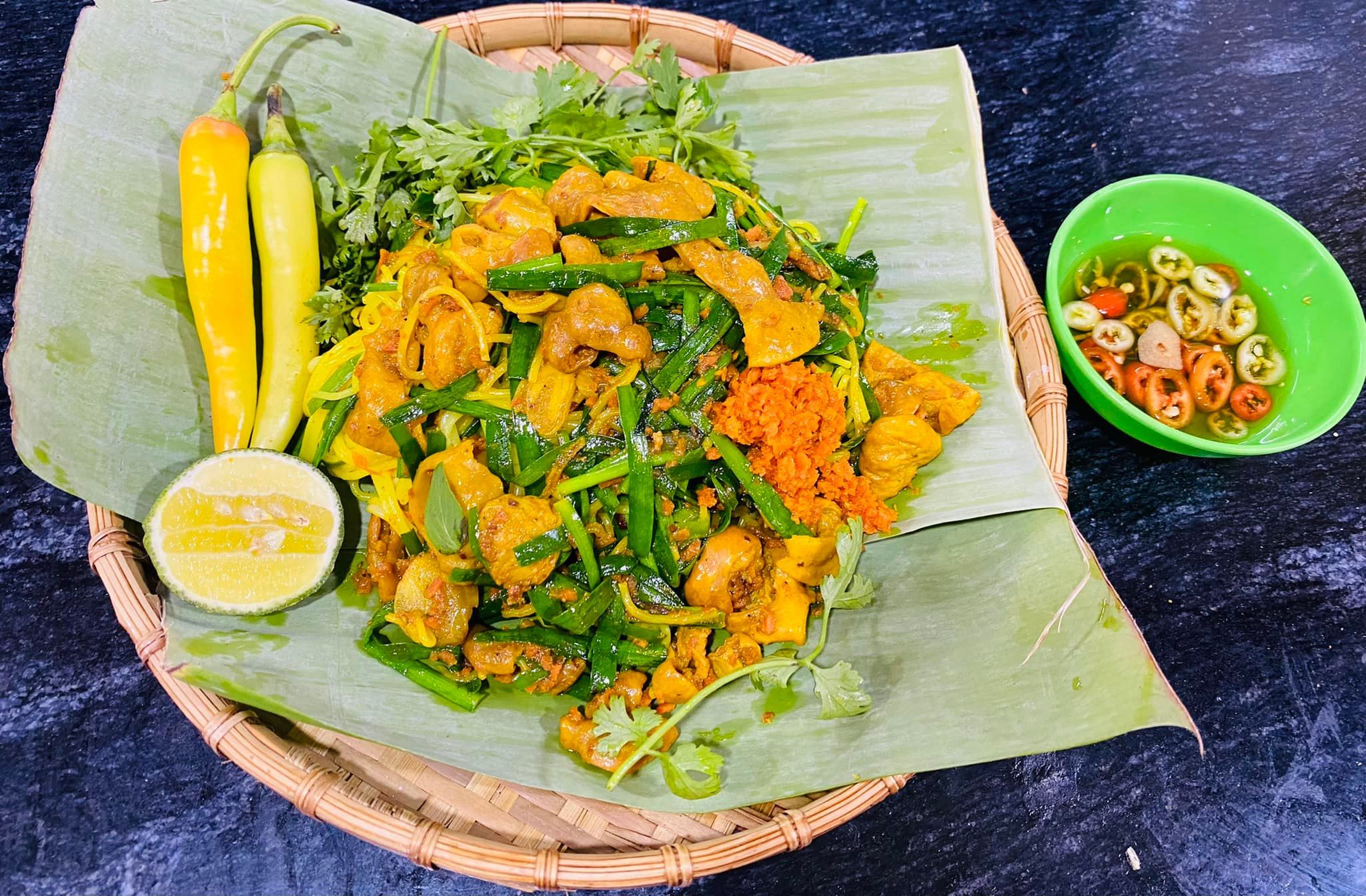 Bánh Canh Chả Cá Phan Thiết & Cháo Hàu Dì Hà - Đường Số 12c