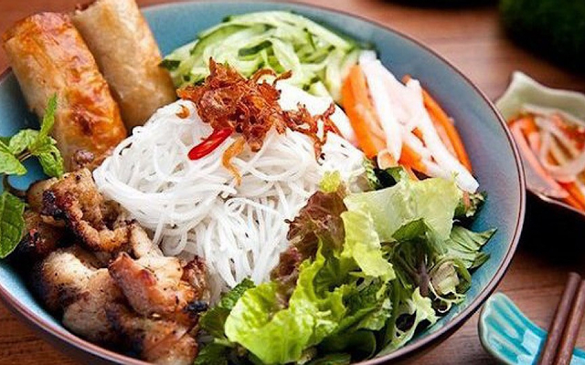 Quán Bún Thịt Nướng & Nem Nướng Lê Nguyễn - Phan Đăng Lưu