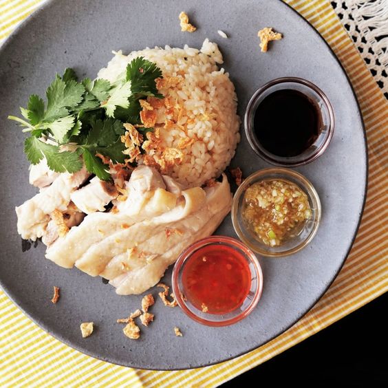 Cơm Gà Hải Nam - Nguyễn Tri Phương