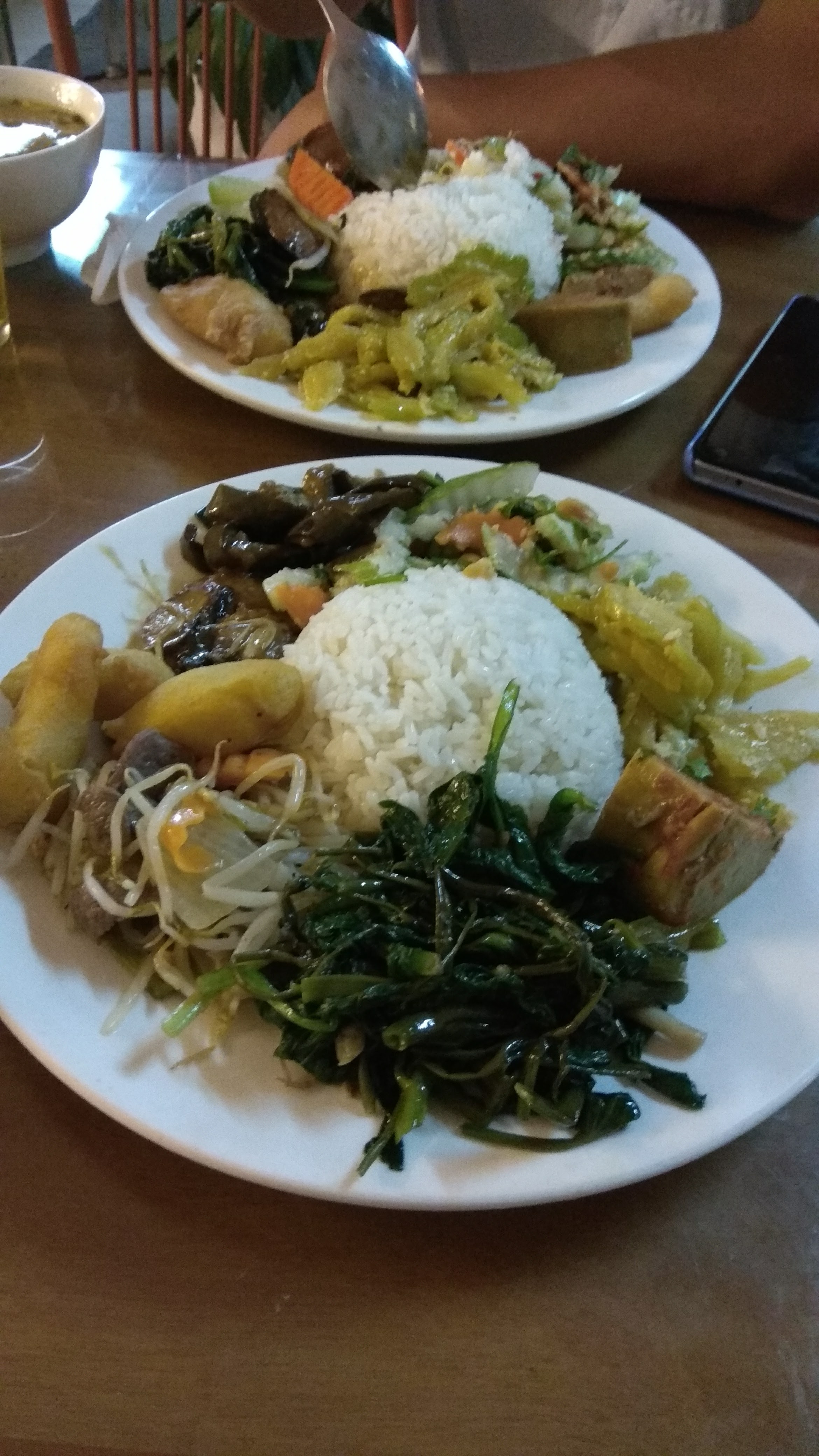 Tâm Thành - Nhà Hàng Chay - Đường Láng