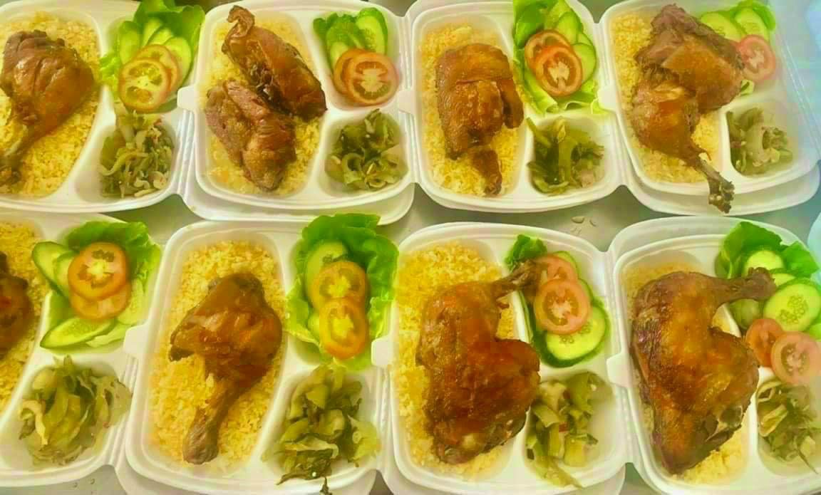 Tư Kiều - Cơm Gà Xối Mỡ - Đồng Đen