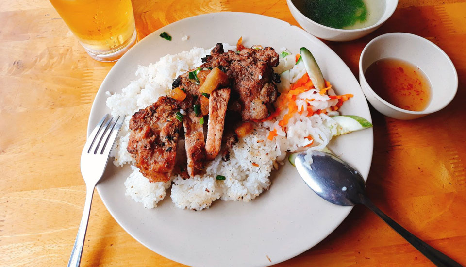 Cơm Tấm 393 - Lạc Long Quân