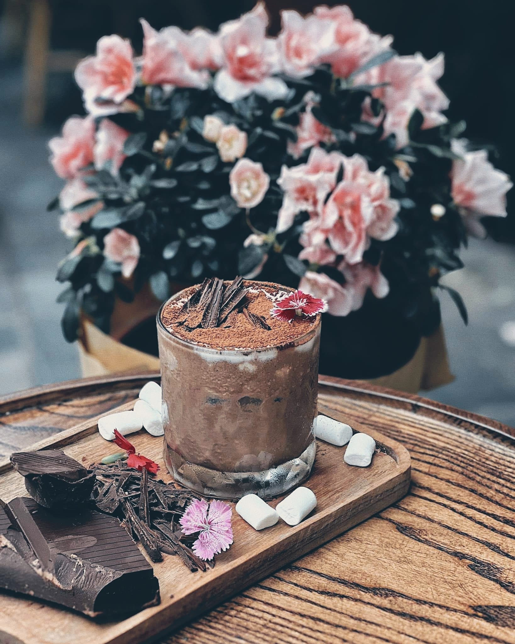 The City Coffee - Nguyên Hồng
