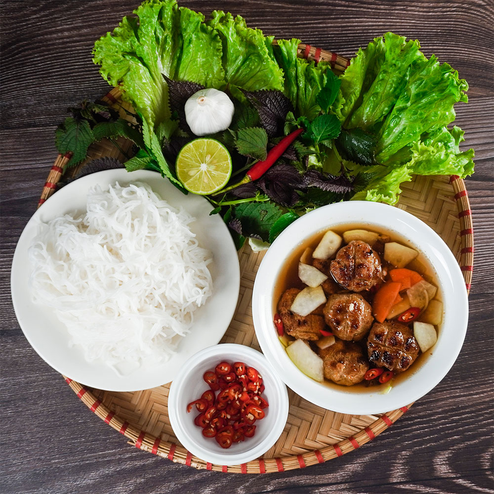 Thanh Huyền - Bún Chả - Bạch Đằng