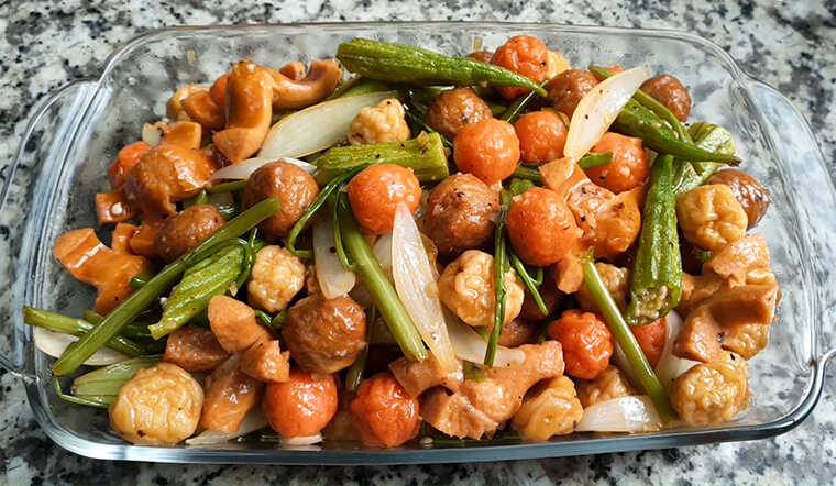 Ăn Vặt Cô Cúc - Ấp Tây Lân