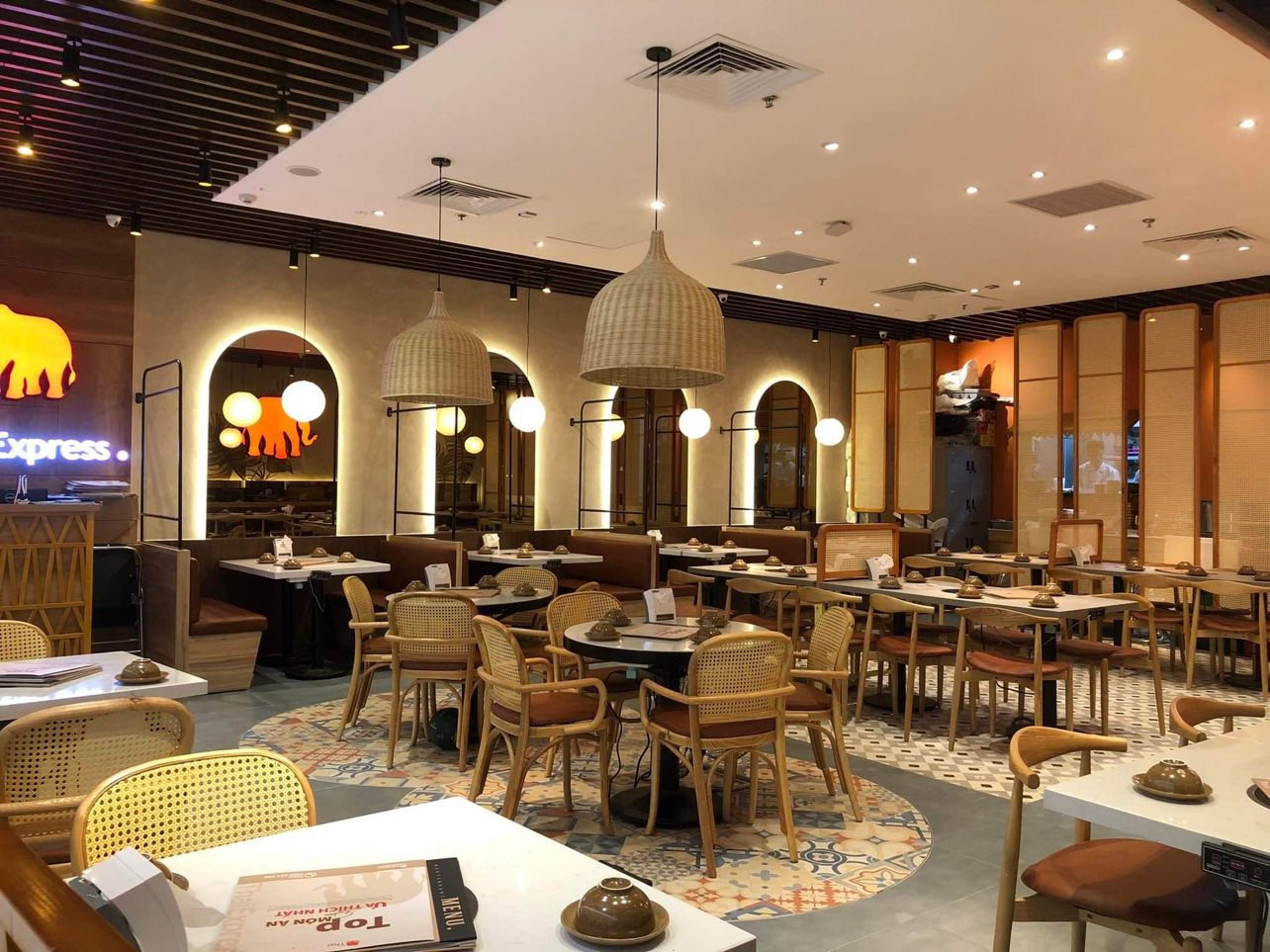 Thai Express - 105 Tôn Dật Tiên