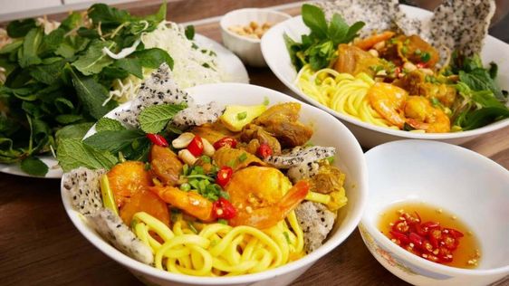 Miền Trung Quán - Bún Bò & Mì Quảng - Vườn Lài