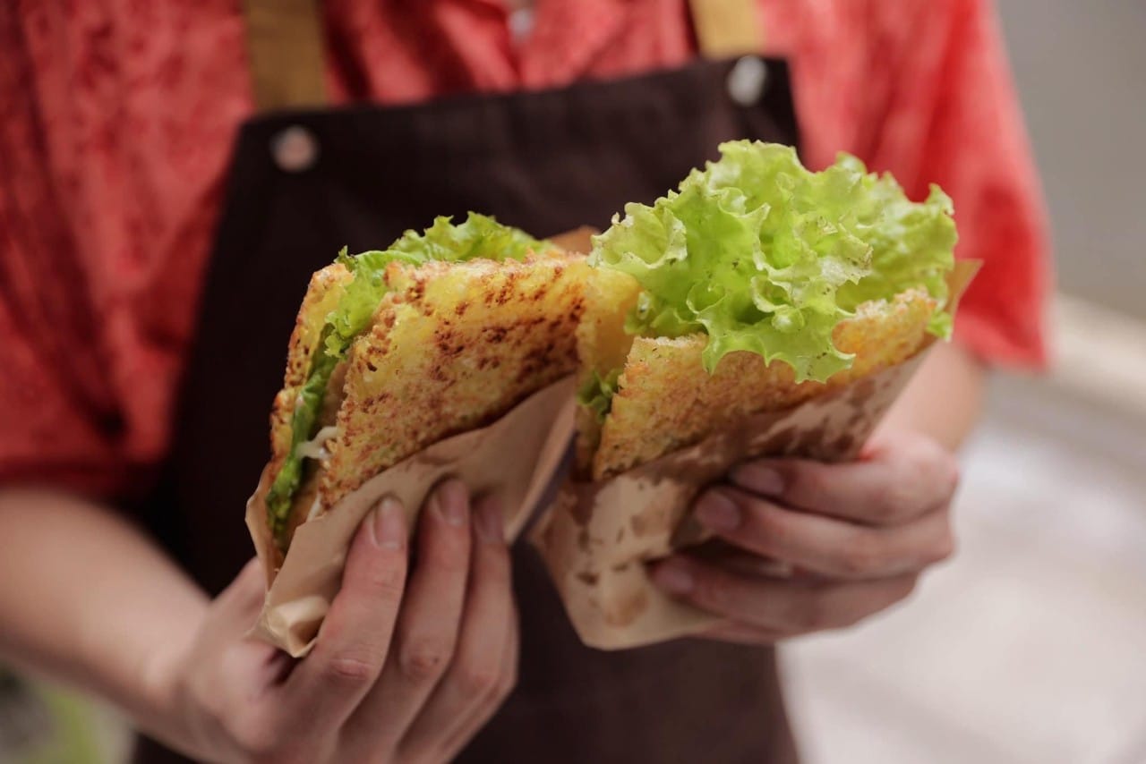 Cơm Cháy Kẹp HongKong Bunny - Tân Hoà Đông