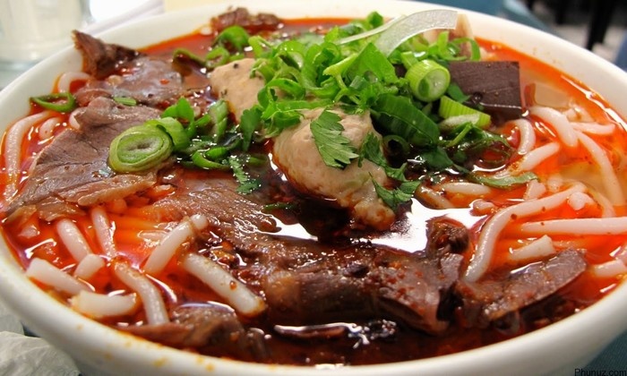 Quán Bún Bò Huế Phương Linh - Mai Văn Vĩnh